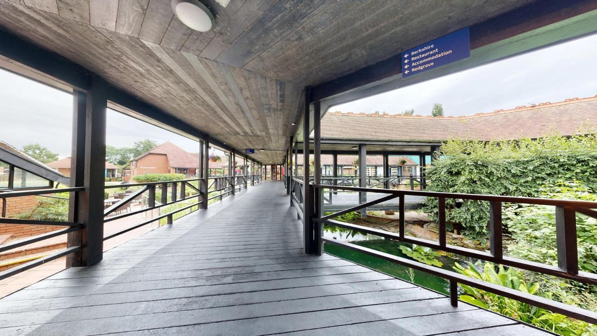 Cim Business Centre Hotel Maidenhead Exterior foto